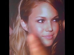 Mandy Moore (Video 10)
