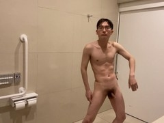 Handsome guy with perfect body enjoys uncensored gay action