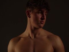 HOT TEASER in the Dark😈 -Christian Levine