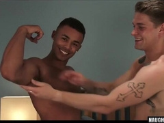 Huge Man Rod Homo Faux-Cock With Jizz Flow