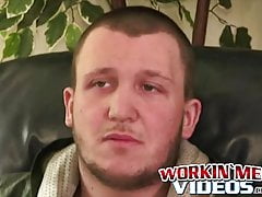 Gay amateur dude loves jerking off and we watch him do it