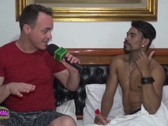 PapoMix checks pornography starlet Ronny Aislan's fetishes