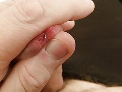Wanking and Cumming Through the Weave