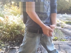 Back on the edge of the river for a little wank session #2