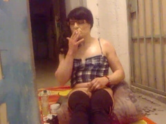 handballing t-girl rocsinn