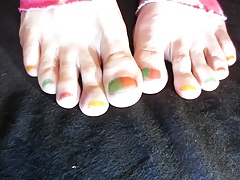 SUCK MY PAINTED TOES