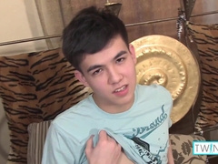 Pretty Dark haired Xander Jerks His Pink cigar As He Bangs His Cock-squeezing Butt hole!