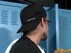 Spex bear gets spunk sopping