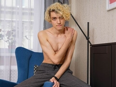 Elio Pjatteryd looks ready to see his hard cock orgasming HARD