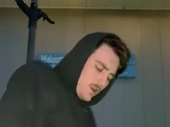 Molten bathtub deepthroat job and jizm shots