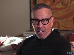 Muscle youngsters assfuck with facial cumshot