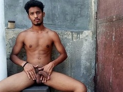 Curlyboy big dick Solo