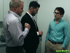 Dale leads Calvin to an amazing buttfuck 3some