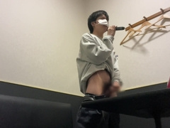 【手コキカラオケ】1人でイクのを我慢しながら歌いながらシコり続けます！！
