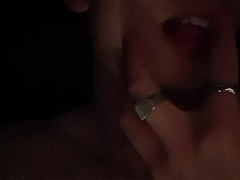 [BL] It is said to gobble a finger, and a wonderful member of society who is munching