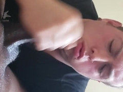 Suckin Dl Gay-For-Pay Guy in his fresh Bedroom