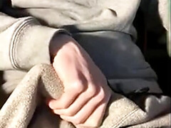 handjob on cam-138