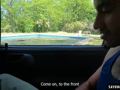 Talex Madriz gives Matt Vi a fine wood rail after an mighty dt