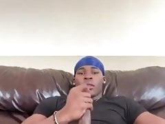 handsome black boy jerking (no cum - 2'20'')