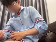 Hot Chinese boyfriend shows off his amazing muscles in a sexy solo session