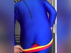 Superman strips down to slutty undies