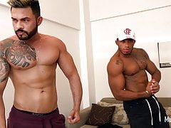 Muscle worship two cool guys