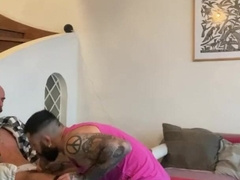 My pal Cassio Farias providing me a help