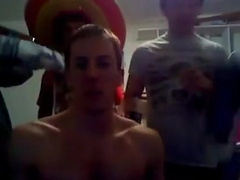 College Guys Show On Cam