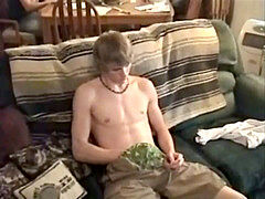 new 18yr tugging It Off On couch Twink