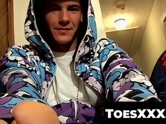 ToesXXX.com - Young foot lover Clyde's foot and cock play