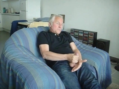 Str8 daddy a quick wank 9