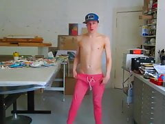 TWINK IS ALWAYS HUNGRY FOR RAW COCK
