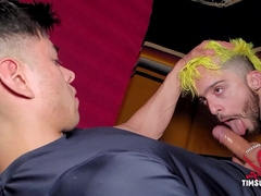 A superb face pounding