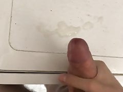 Twink jerk cum