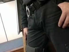 bulge gun and uniform