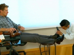 Paolo foot worships Mr. Carter