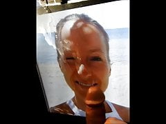 Beachgirl92 public facial