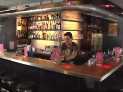 Bartender gives VIP treatment - Foerster Media