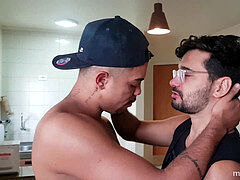 Jogador, homosexual, facial