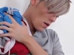 Twink Sniffs Schwimmer Bareback