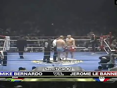 Boxing Kiss