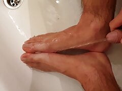 Pissing on my Feet