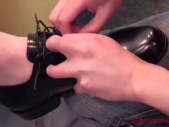 Hot Dilf Fernando Reve Worships Darius Levy Bare Feet