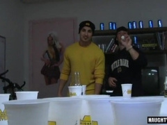 Watch Homo Bj Romp & Pop-shot a hot muscle babe with a cumshot facial