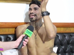 PapoMix checks pornography starlet Ronny Aislan's fetishes