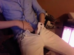 19 year old Me jacking off! :)