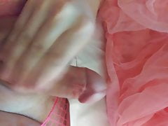 Amateur blonde sissy cums while fucked