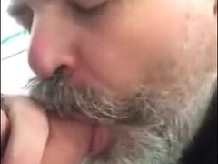 Amateur Grizzly Deepthroated by Russian Fellow