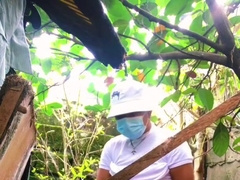 NAGJAKOL AKO SA LIKOD BAHAY