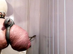 Collecting piss for fan